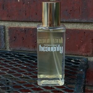 Victoria's Secret Heavenly Fragrance Body Mist Spray For Women 2.5 oz
